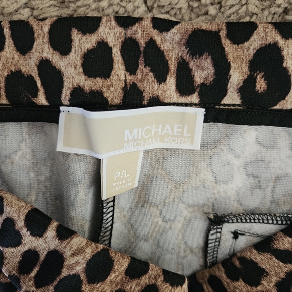 NWT ☆ Michael Kors Pants, Size Large Petite, Brand NEW! - Picture 3 of 4